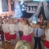 dzieci-wystepuja