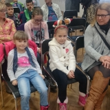 dzieci-i-rodzice-podcas-wosp