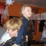 dzieci-i-dziadkowie-tancza