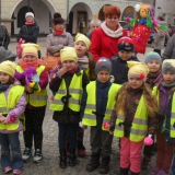 uroczyste-powitanie-wiosny-tancami-wierszami-i-piosenkami-na-rynku-mi