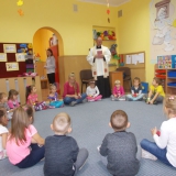 uroczyste-zawieszanie-i-swiecenie-krzyzy-w-salach-przedszkolnych