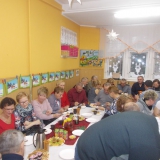 uroczystosc-z-okazji-dnia-babci-i-dziadka-smerfy-skrzaty