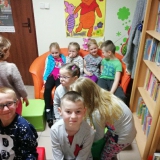 dzieci-na-zajeciach-w-bibliotece