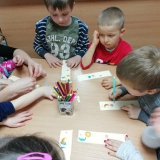dzieci-na-zajeciach-w-bibliotece