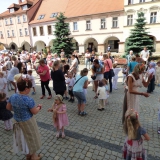 taniec-dzieci-i-rodzicow