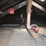 demontaz-podlogi-na-strychu