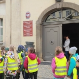 smerfy-i-biedronki-poznaja-zabytki-lubawki