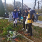 miniatura_znicze-juz-na-grobach